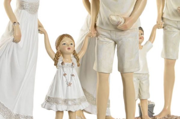 FIGURA RESINA 20,5X6,5X24,5 FAMILIA PLAYA 2 SURT. - Imagen 2
