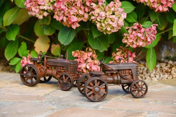 VEHICULO DECORACION METAL 26X14X17,5 2 SURT. - Imagen 2