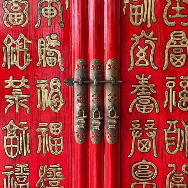 ARMARIO MADERA PINTADO A MANO ROJO 100X57X183CM - Imagen 4